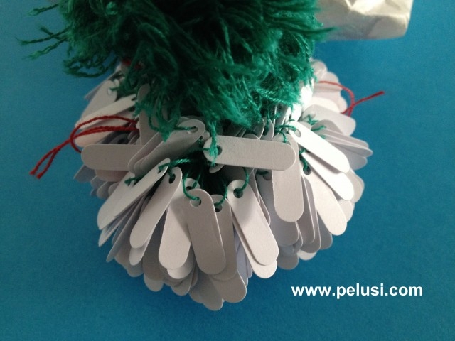 ETICHETTE CARTONCINO CON FILO VERDE PENDENTE CON STAMPA ORO 750