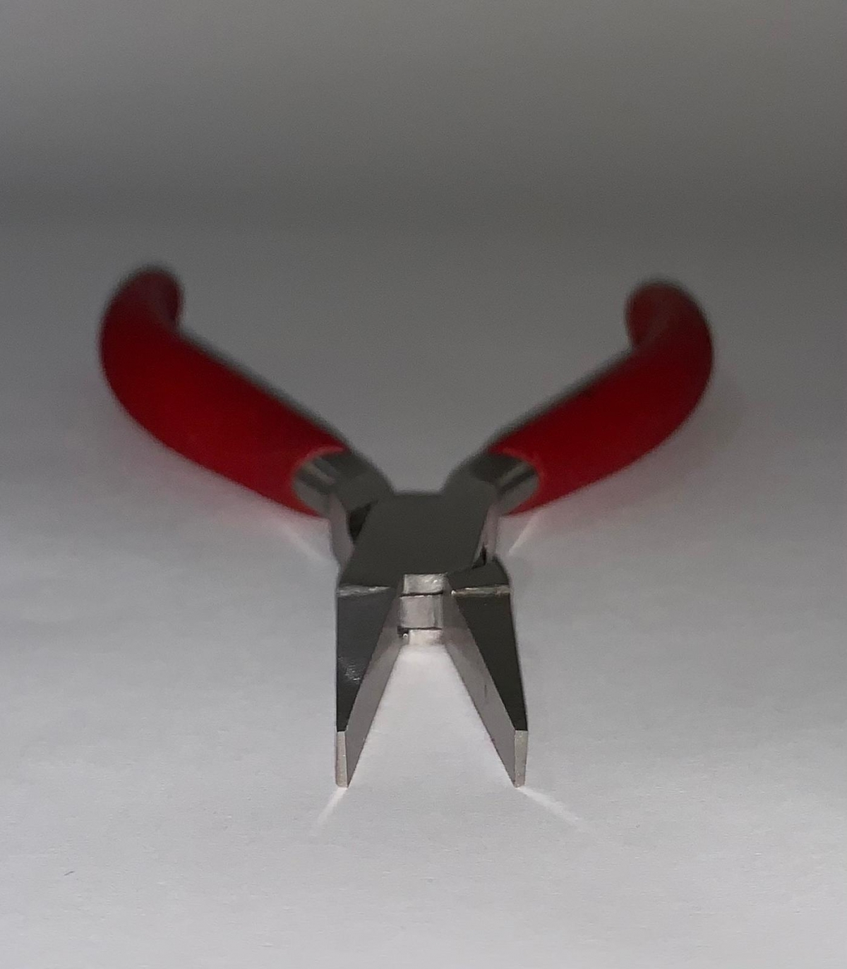 Piergiacomi - PN2002 Pinza Corta Con Becchi A Punta Lisci - Testa Media Lunghezza Punta 16mm Lunghezza Totale 146mm Spessore Punta 1 2x1mm Adatta A 92950988